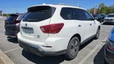 Used 2019 Nissan Pathfinder SV image 2