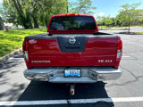 Used 2010 Nissan Frontier SE image 3