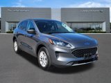 Used 2022 Ford Escape SE image 2