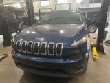 Used 2018 Jeep Cherokee Latitude w/ Cold Weather Group image 3