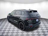 New 2025 Volkswagen Taos SE image 3