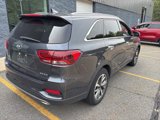 Used 2019 Kia Sorento EX image 2