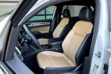 Used 2022 Volkswagen Atlas Cross Sport SE image 5