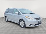 Used 2012 Toyota Sienna XLE image 3