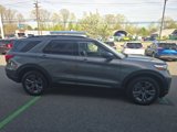 Certified 2022 Ford Explorer XLT w/ Equipment Group 202A image 6
