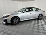 Used 2023 Nissan Altima 2.5 SV image 4