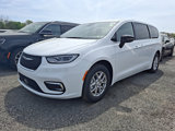 New 2025 Chrysler Pacifica Select image 3