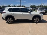 Used 2023 Nissan Rogue SV image 4