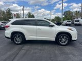 Used 2018 Toyota Highlander XLE image 2