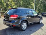 Used 2017 Dodge Journey SXT w/ Comfort/Convenience Group image 4