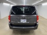 Used 2017 Dodge Grand Caravan SE image 4