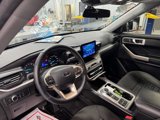 Used 2021 Ford Explorer XLT image 4