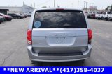 Used 2016 Dodge Grand Caravan SXT image 4