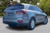 Used 2020 Kia Sorento LX image 2