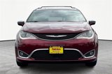 Used 2018 Chrysler Pacifica Limited w/ Advanced Safetytec Group image 3