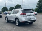 Used 2018 Nissan Rogue SV image 5