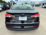 Used 2020 Ford Fusion SE image 4
