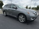 Used 2016 Nissan Pathfinder Platinum image 2