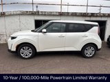 Certified 2025 Kia Soul LX image 2