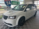 Used 2016 Dodge Grand Caravan SE image 3