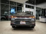 Used 2021 Hyundai Elantra SE image 4