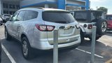 Used 2015 Chevrolet Traverse LT image 2