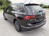 Used 2020 Volkswagen Tiguan SE w/ Panoramic Sunroof Package image 4