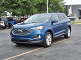 Used 2022 Ford Edge Titanium image 2