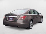 Used 2014 Nissan Altima 2.5 SV image 5