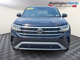 Used 2022 Volkswagen Atlas Cross Sport SE image 2
