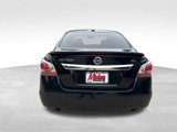 Used 2015 Nissan Altima 2.5 SV w/ Convenience Package image 6