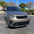 Used 2017 Land Rover Discovery HSE Luxury image 2