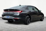 Certified 2022 Hyundai Elantra SEL image 2