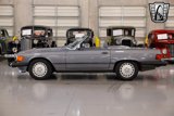 Used 1988 Mercedes-Benz 560 SL image 4