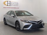Used 2022 Toyota Camry SE image 2