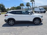 Used 2023 Kia Seltos LX image 4