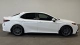 Used 2021 Toyota Camry SE image 2