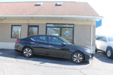 Used 2022 Nissan Altima 2.5 SV image 2