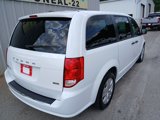 Used 2019 Dodge Grand Caravan SE w/ UConnect Hands-Free Group image 3