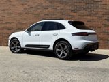 Used 2024 Porsche Macan image 3
