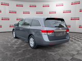 Used 2017 Honda Odyssey SE image 3