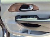 Used 2023 Chrysler Voyager LX image 4