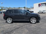 Used 2017 Jeep Compass Latitude w/ Sun/Sound Group image 4
