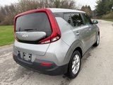 Certified 2022 Kia Soul LX w/ Technology Package image 3