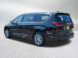 New 2025 Chrysler Pacifica Select image 5