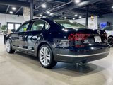 Used 2017 Volkswagen Passat 1.8T SEL Premium image 3