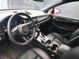 Certified 2022 Porsche Macan image 4