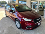 Used 2023 Chrysler Pacifica Touring-L image 5