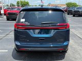 New 2025 Chrysler Pacifica Limited image 4