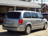 Used 2016 Dodge Grand Caravan SE w/ Quick Order Package 29E SE image 3